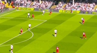 1743945701827045853.gif 【英超】防线连送大礼,利物浦客场2比3富勒姆