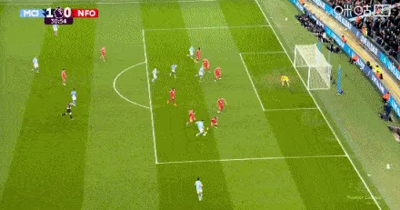 黄金甲体育官方网站-连场进球！谢尔基助攻塞梅尼奥破门，曼城1-0森林